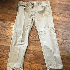Men’s Dockers khaki pants
